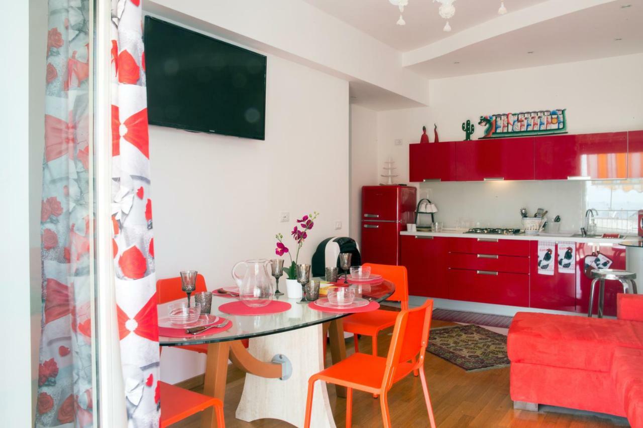 Ferienwohnung Le Terrazze Del Sole Neapel Exterior foto